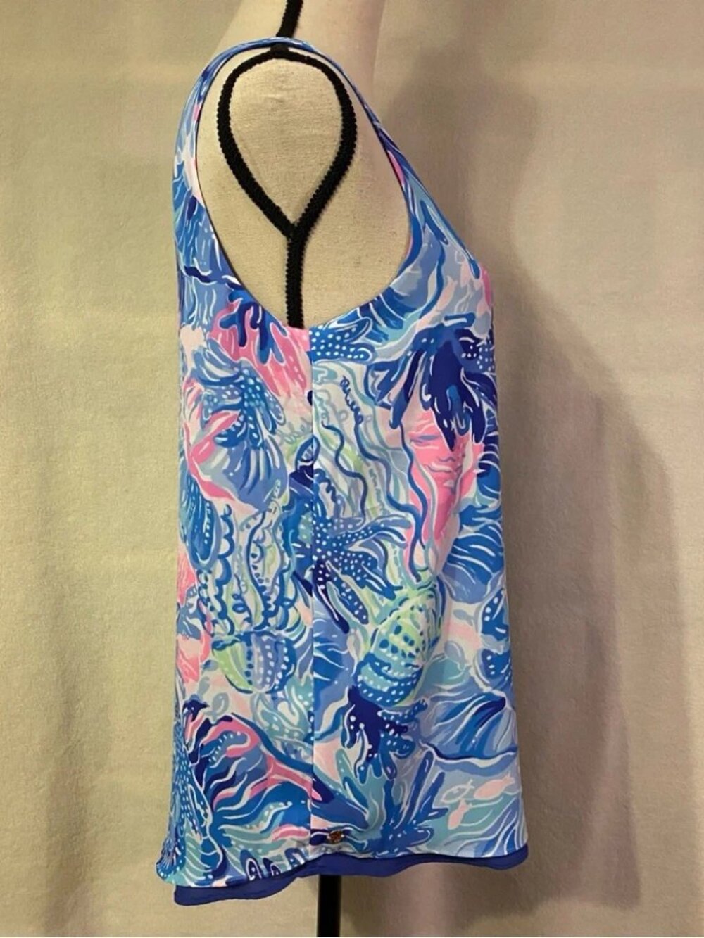 NWT Lilly Pulitzer Florin Shade Seekers sleeveless v-neck reversible top - Picture 3 of 12